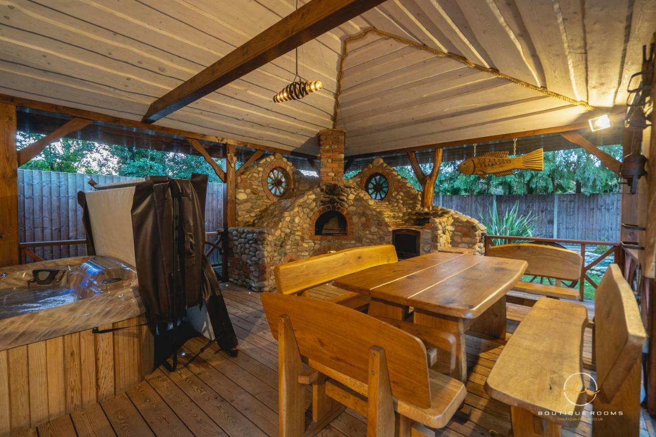 The Retreat Sauna & Hot Tub Boutique Rooms Great Paxton 外观 照片